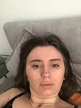 Snapshot of BeatriceAddams chatting on 03/01/26, 11:23 BeatriceAddams online show from 03/01/26, 11:23