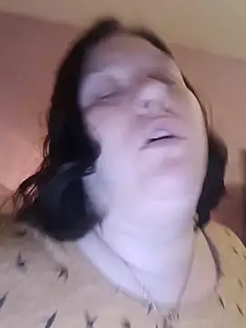 Snapshot of Feuchtekitty92@xh chatting on 11/03/25, 07:15 Feuchtekitty92xh online show from 11/03/25, 07:15