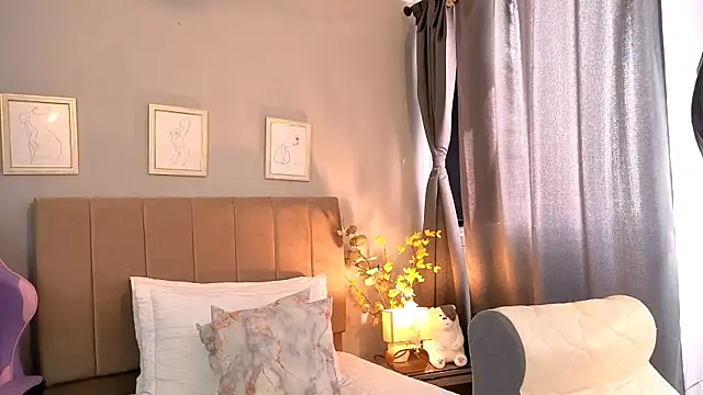 Penelophe01 online show from 02/10/26, 06:23