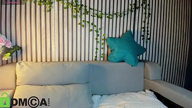 Casey Sweeet online show from 12/05/25, 09:29