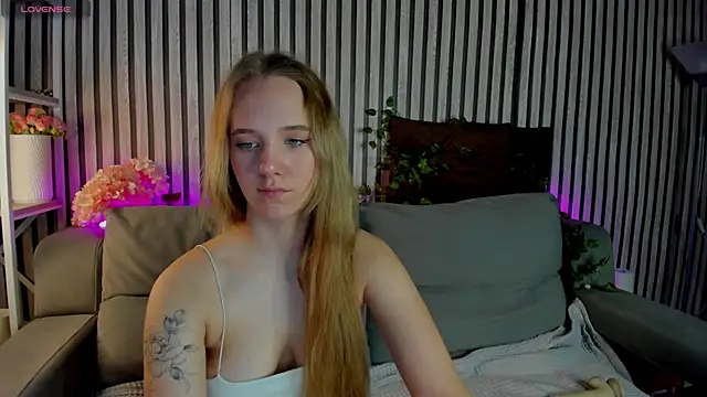 Casey Sweeet online show from 03/19/26, 09:13