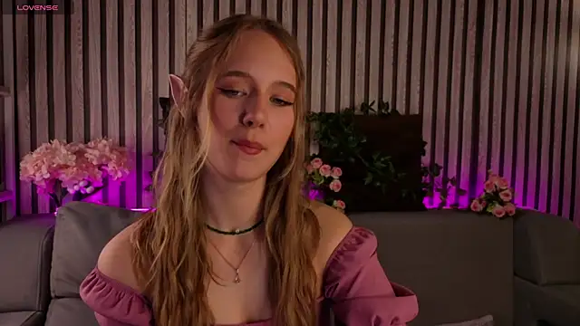 Casey Sweeet online show from 05/07/26, 09:14