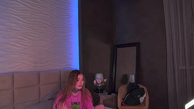 AriWild online show from 03/31/26, 04:35