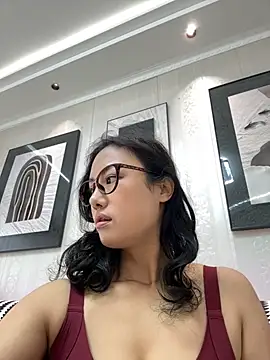 wen521 online show from 10/23/25, 03:17