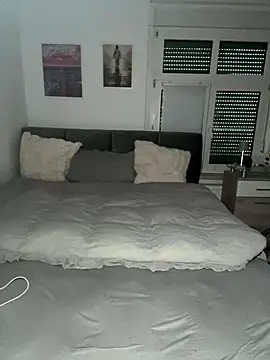  Lilly angel online show from 09/11/25, 05:13