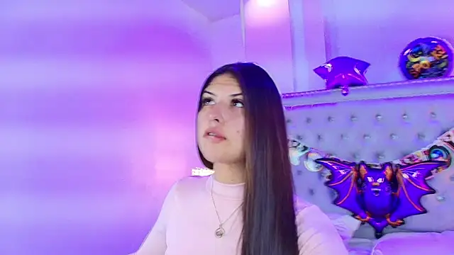 Snapshot of Ahilin_luther chatting on 10/29/25, 11:56 Ahilin luther online show from 10/29/25, 11:56