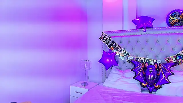 Snapshot of Ahilin_luther chatting on 10/30/25, 02:51 Ahilin luther online show from 10/30/25, 02:51