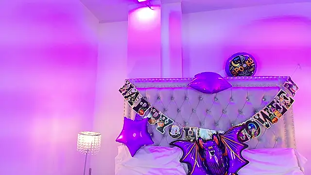 Snapshot of Ahilin_luther chatting on 10/31/25, 11:11 Ahilin luther online show from 10/31/25, 11:11