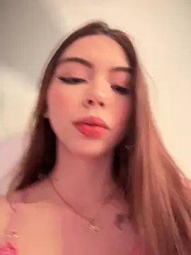 Snapshot of Anita-vega chatting on 10/04/25, 05:44 Anita-vega online show from 10/04/25, 05:44