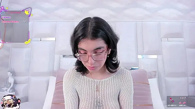 Im Molly Angel online show from 09/22/25, 08:11