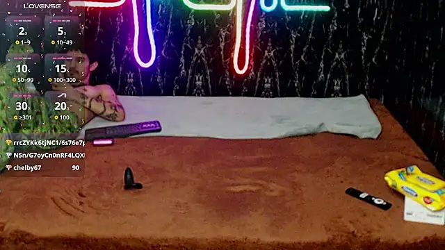 nextboywell1 online show from 12/13/25, 07:53