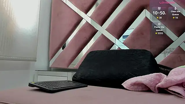  jasmine blush online show from 05/14/26, 01:40