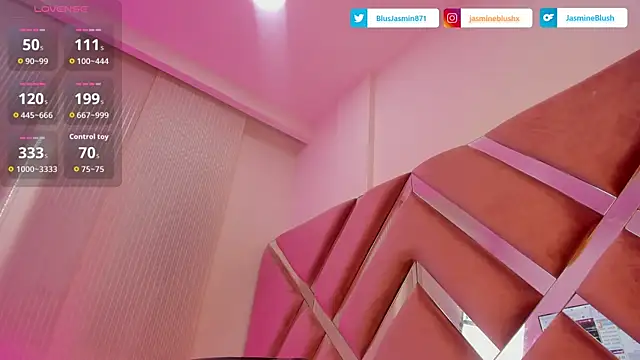Snapshot of _jasmine_blush chatting on 06/15/26, 01:35 jasmine blush online show from 06/15/26, 01:35