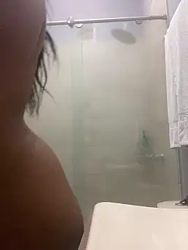 Dakotaferreti online show from 10/24/25, 08:16