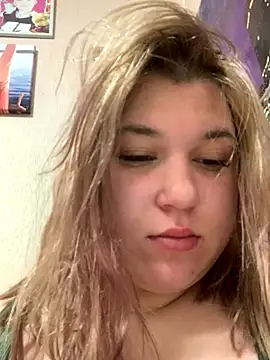 Snapshot of Kemeli008 chatting on 09/28/25, 02:50 Kemeli008 online show from 09/28/25, 02:50