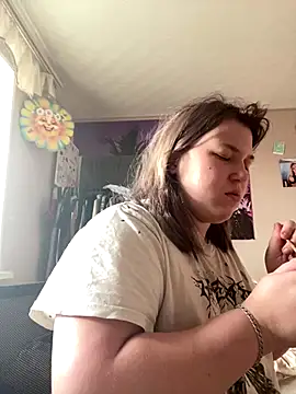 Kemeli008 online show from 10/24/25, 09:38