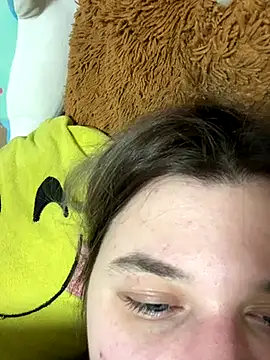 Snapshot of Kemeli008 chatting on 10/30/25, 07:03 Kemeli008 online show from 10/30/25, 07:03