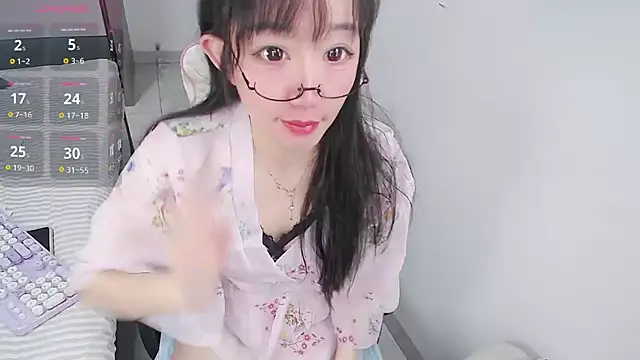 Angela-AMY online show from 12/19/25, 03:02