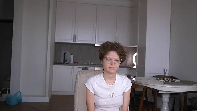 EdlinGathright online show from 07/11/26, 04:04