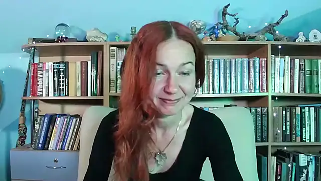 Foxilady357 online show from 05/18/26, 02:01