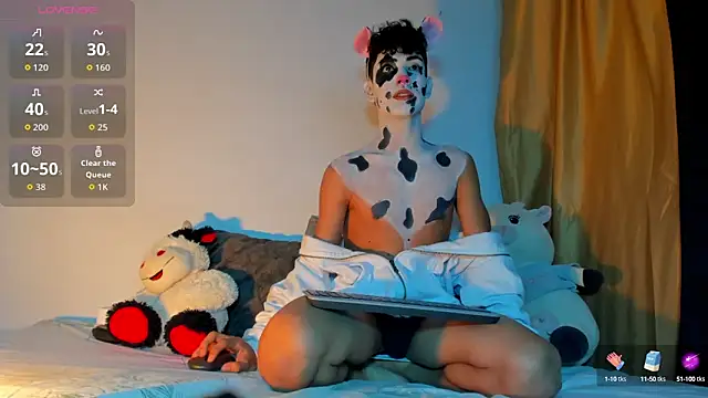 LoganTwink18 online show from 10/09/25, 10:19