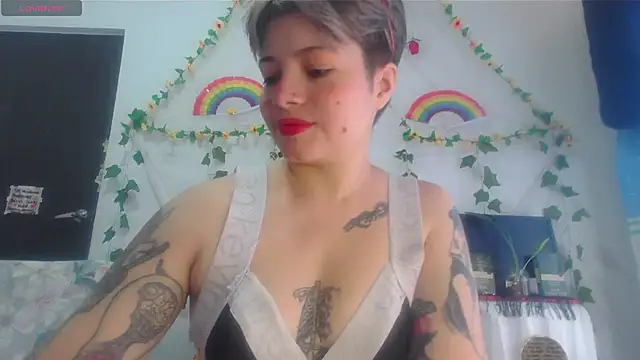 Mitsuha gate online show from 01/15/26, 02:43