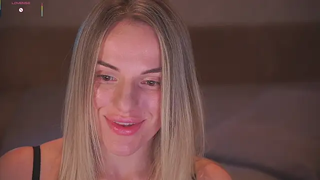 Vanille Mystery online show from 04/11/26, 01:32