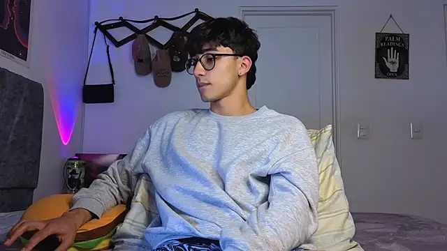 LatinReall online show from 01/09/26, 03:31