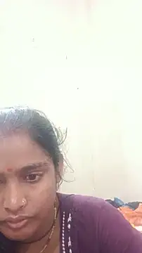Guriya0076 online show from 06/18/26, 12:44