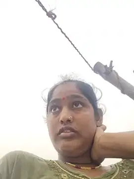 Guriya0076 online show from 06/28/26, 11:44