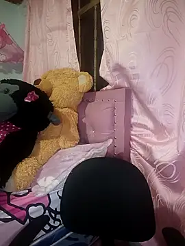 Snapshot of U-Upaaita chatting on 03/01/26, 04:14 U-Upaaita online show from 03/01/26, 04:14