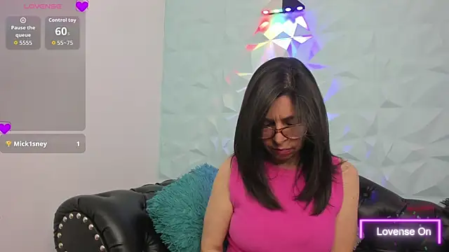 SabinaDeluxe cg online show from 11/19/25, 12:16