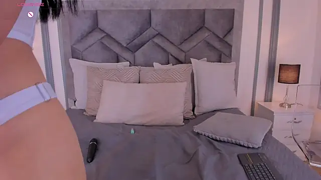 Snapshot of lucianacohelo chatting on 09/13/25, 12:16 lucianacohelo online show from 09/13/25, 12:16