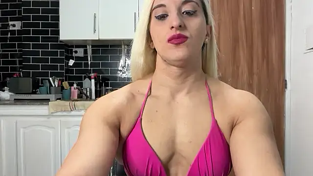 Snapshot of MUSCLEANGEL1 chatting on 07/17/26, 02:02 MUSCLEANGEL1 online show from 07/17/26, 02:02