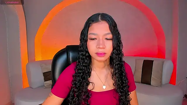 Snapshot of SophieHouston_ chatting on 10/30/25, 04:36 SophieHouston online show from 10/30/25, 04:36