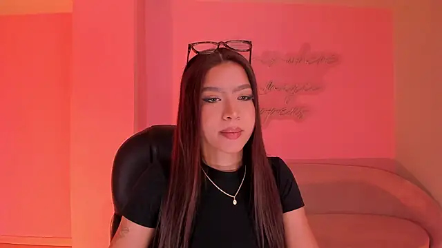 SophieHouston  online show from 07/11/26, 02:14
