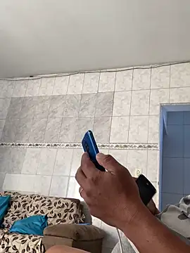 Snapshot of PIROCAGG21 chatting on 11/19/25, 12:16 PIROCAGG21 online show from 11/19/25, 12:16