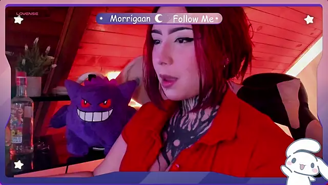 Snapshot of _Morrigan_ chatting on 07/19/26, 05:33 Morrigan online show from 07/19/26, 05:33
