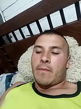 santiii   12 online show from 03/15/26, 07:36