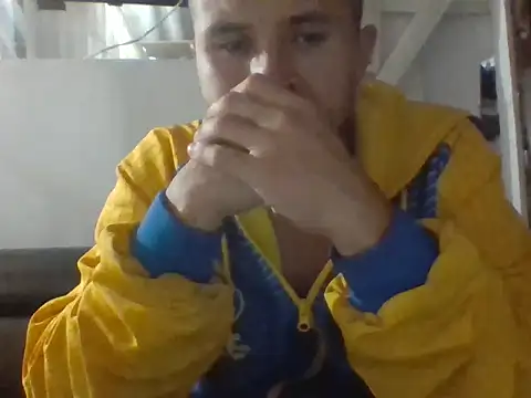 santiii   12 online show from 03/22/26, 11:52