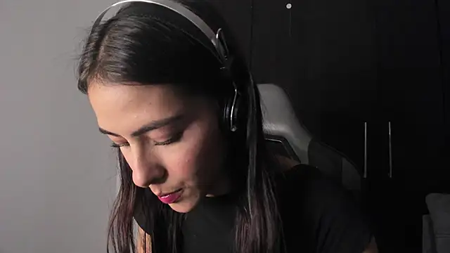 ValkaGrecco online show from 09/20/25, 03:29