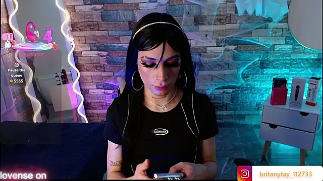 boyfox tay online show from 10/28/25, 03:54