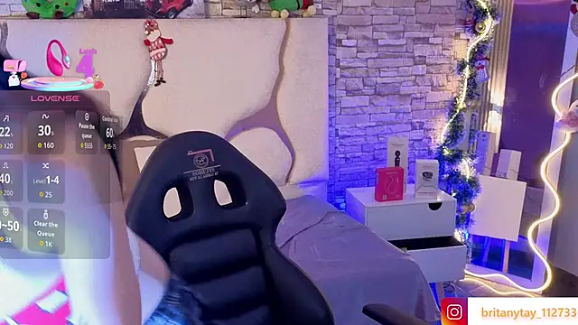 boyfox tay online show from 01/06/26, 07:39