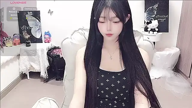 -EEBABY online show from 06/17/26, 04:41