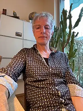 SexyLeon8 online show from 02/01/26, 03:21