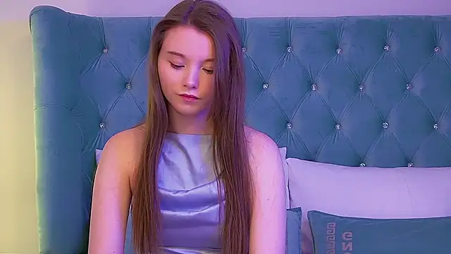 KeiraAsti online show from 02/16/26, 06:04