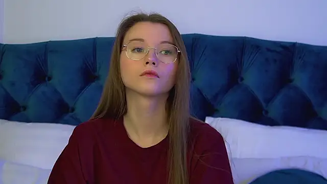 KeiraAsti online show from 02/24/26, 06:17