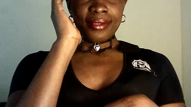 Chatdoll2 online show from 03/18/26, 12:08