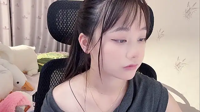 puppy-999 online show from 05/21/26, 12:12