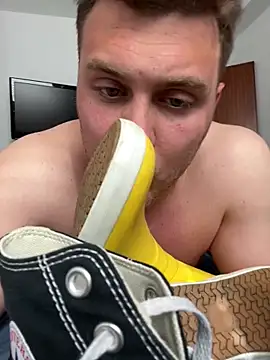 rubber oliver online show from 04/23/26, 02:19